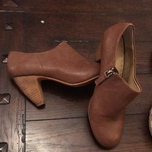 ❌SOLD❌Brown leather booties